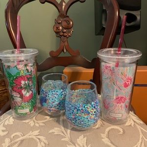 Lilly Pulitzer- 2 cocktail glasses & 2 large insulated tumblers w/ straws.